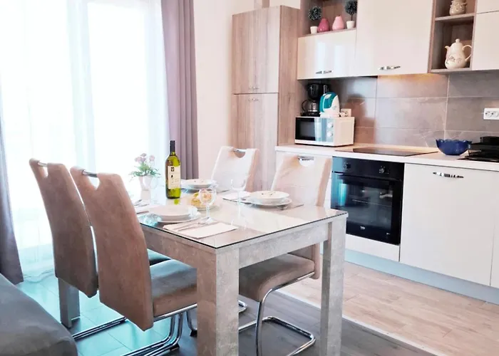 Apartments Mina