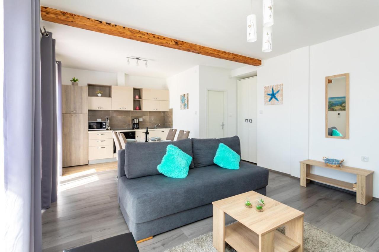 Apartment Mina Malinska